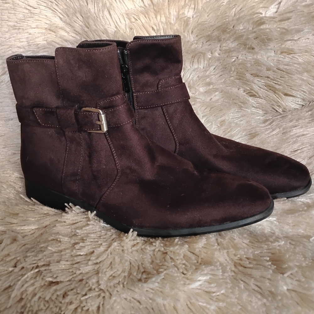 Calvin Klein Lincoln Brown Suede Men Ankle Boots, Size 9 US